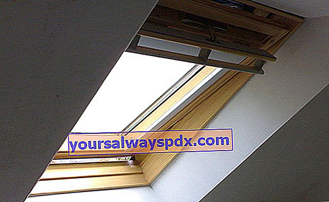 Far installare un Velux sul tetto: quali regolamenti, quale prezzo per l'installazione?