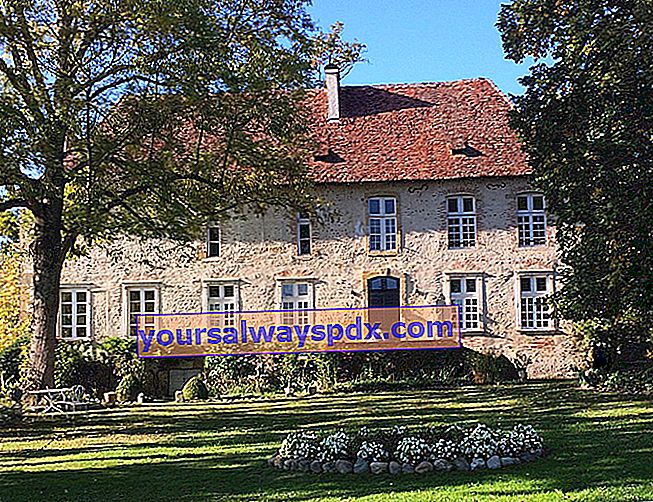 Schloss Momas (64) - Ein zu besuchender Garten